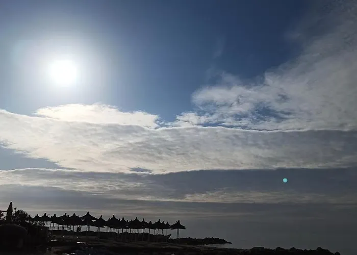 Lovely 2 Apartment *